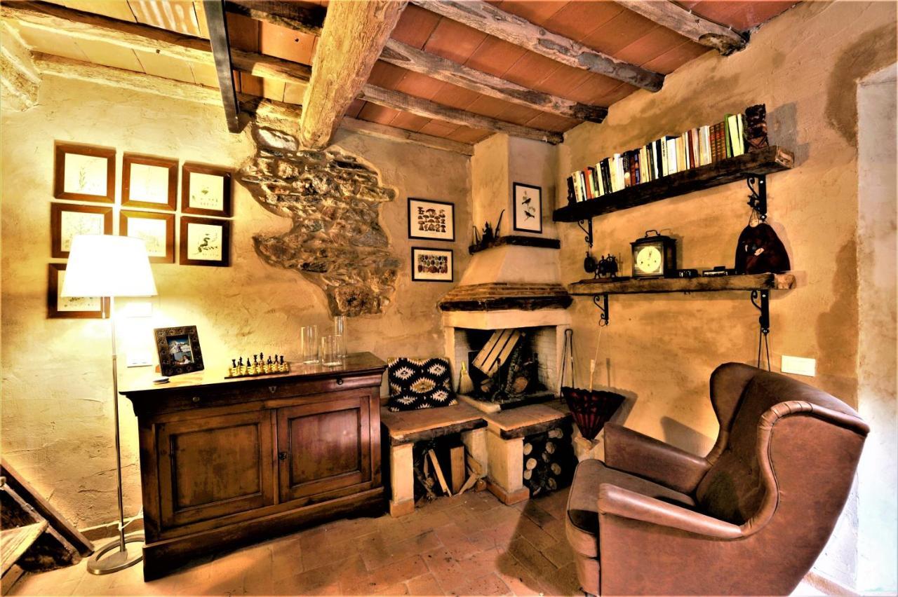 Incantevole Casa Sul Fiume, Relax E Natura Ai Piedi Della Alpi Apuane Massa  Bagian luar foto